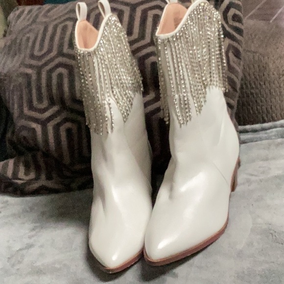 White rhinestone Fringe Cowboy Boots - Picture 3 of 7
